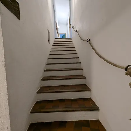 Maison De Famille Entre Mer&collines - Charme, Citronniers Et Tranquillité - Accès Marche Et Sentier 3 Min Hébergement de vacances
