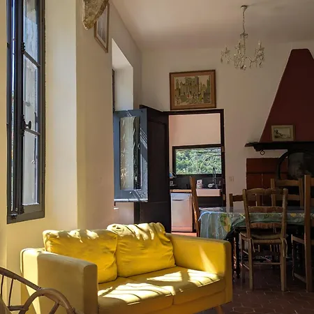 Maison De Famille Entre Mer&collines - Charme, Citronniers Et Tranquillité - Accès Marche Et Sentier 3 Min *