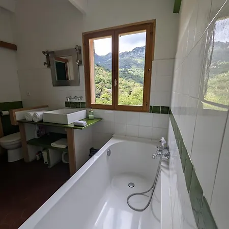 Maison De Famille Entre & Collines - Charme, Citronniers Et Tranquillite - Acces Marche Et Sentier 3 Min Holiday home *