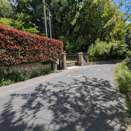Maison De Famille Entre & Collines - Charme, Citronniers Et Tranquillite - Acces Marche Et Sentier 3 Min Holiday home *